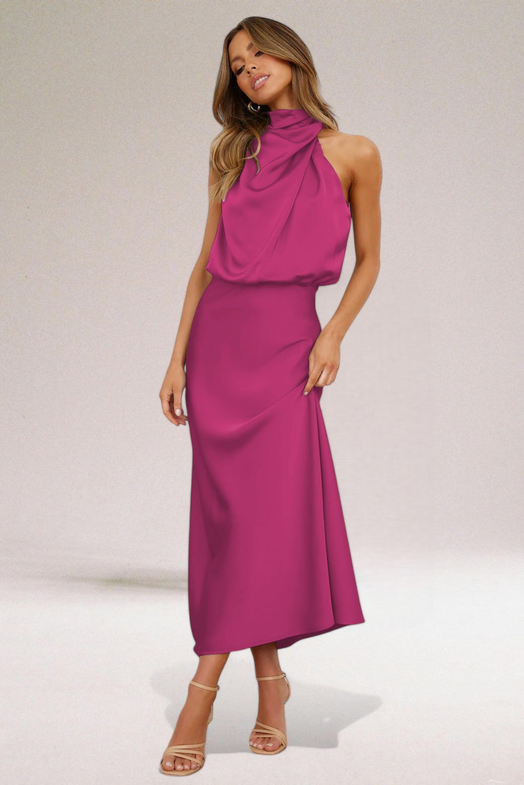 Flavia™ - Vestido Halter Glamour