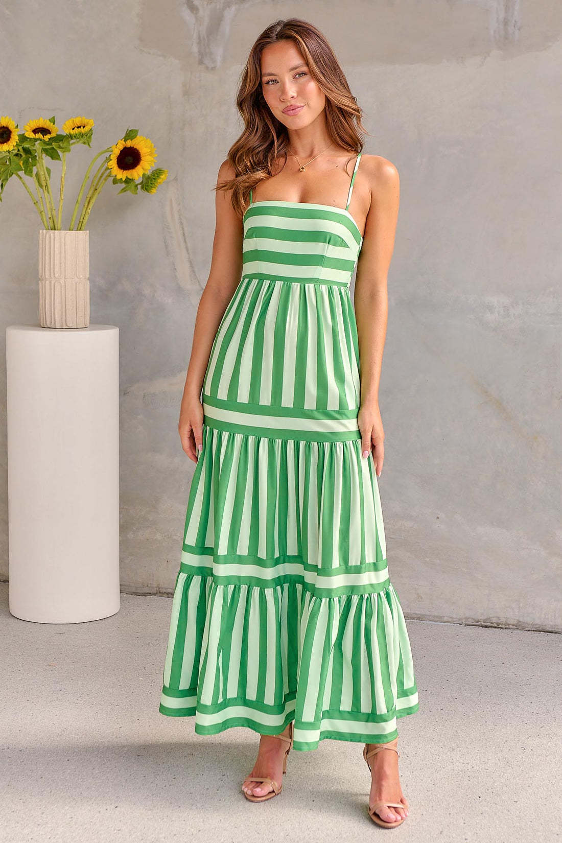 Lana™ – Vestido Floral Moderno