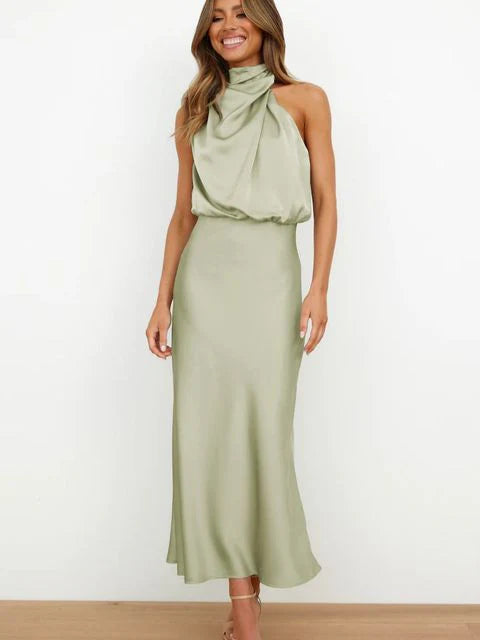 Felicitas® | Vestido gola alta sem mangas